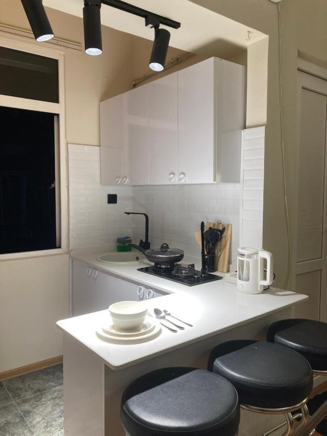 Apartment Kostava 10 Batum Dış mekan fotoğraf