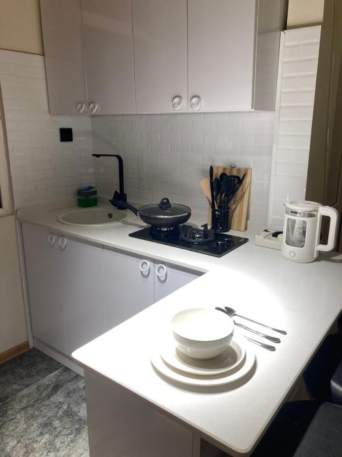Apartment Kostava 10 Batum Dış mekan fotoğraf