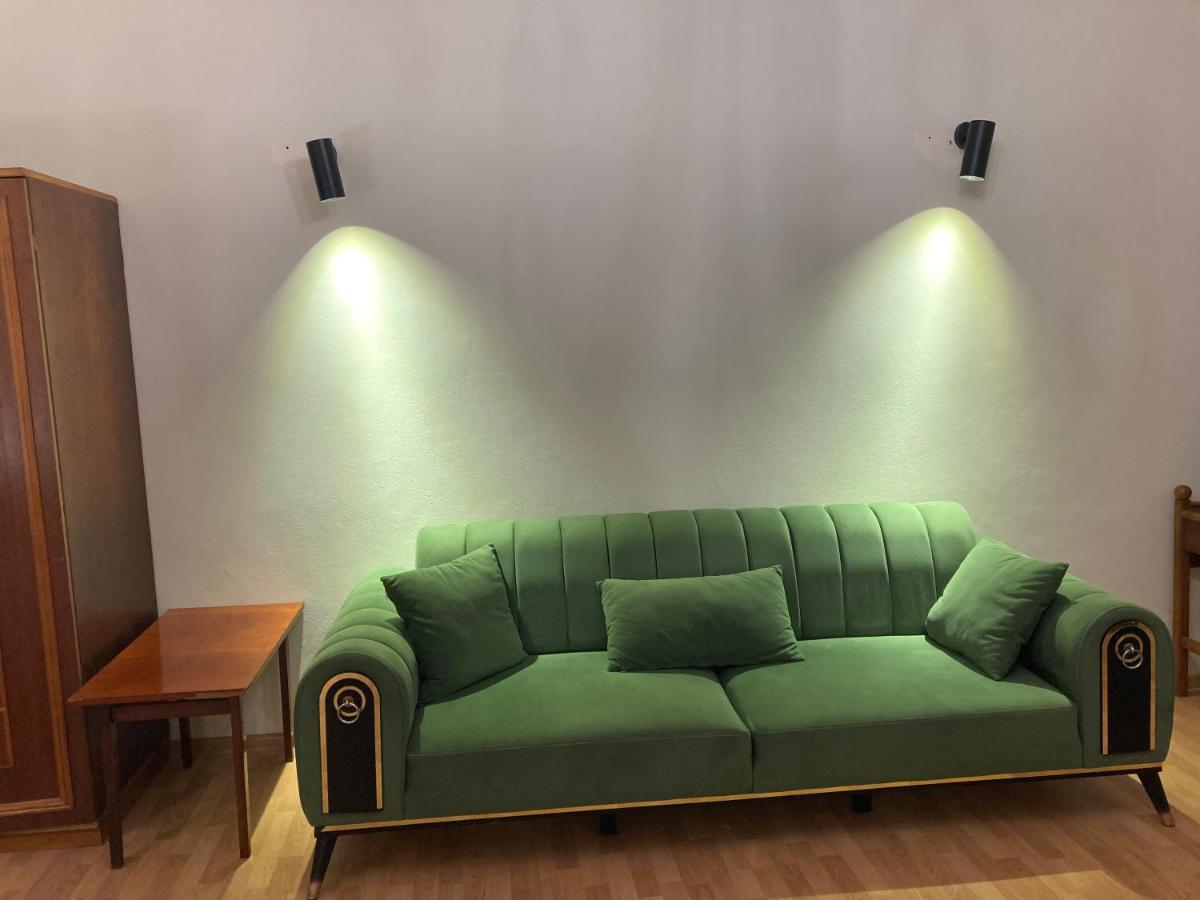 Apartment Kostava 10 Batum Dış mekan fotoğraf
