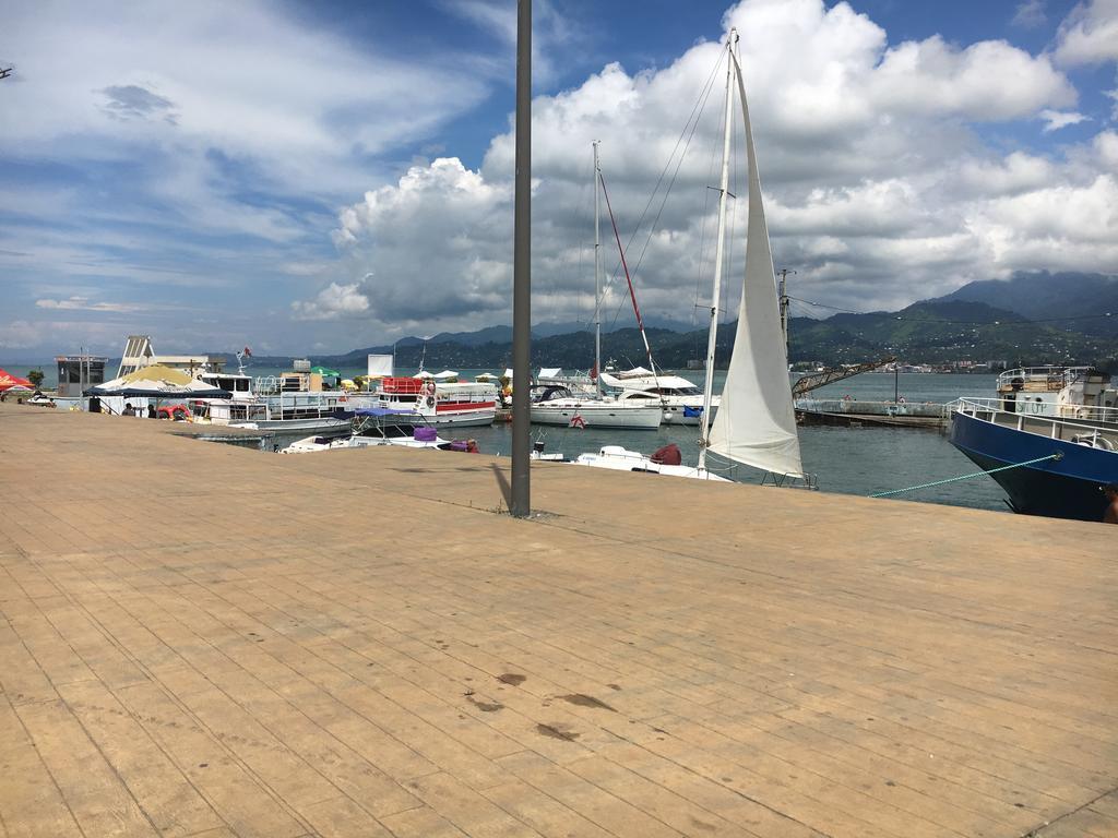 Apartment Kostava 10 Batum Dış mekan fotoğraf